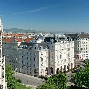 Regina 4*, Bécs Ausztria